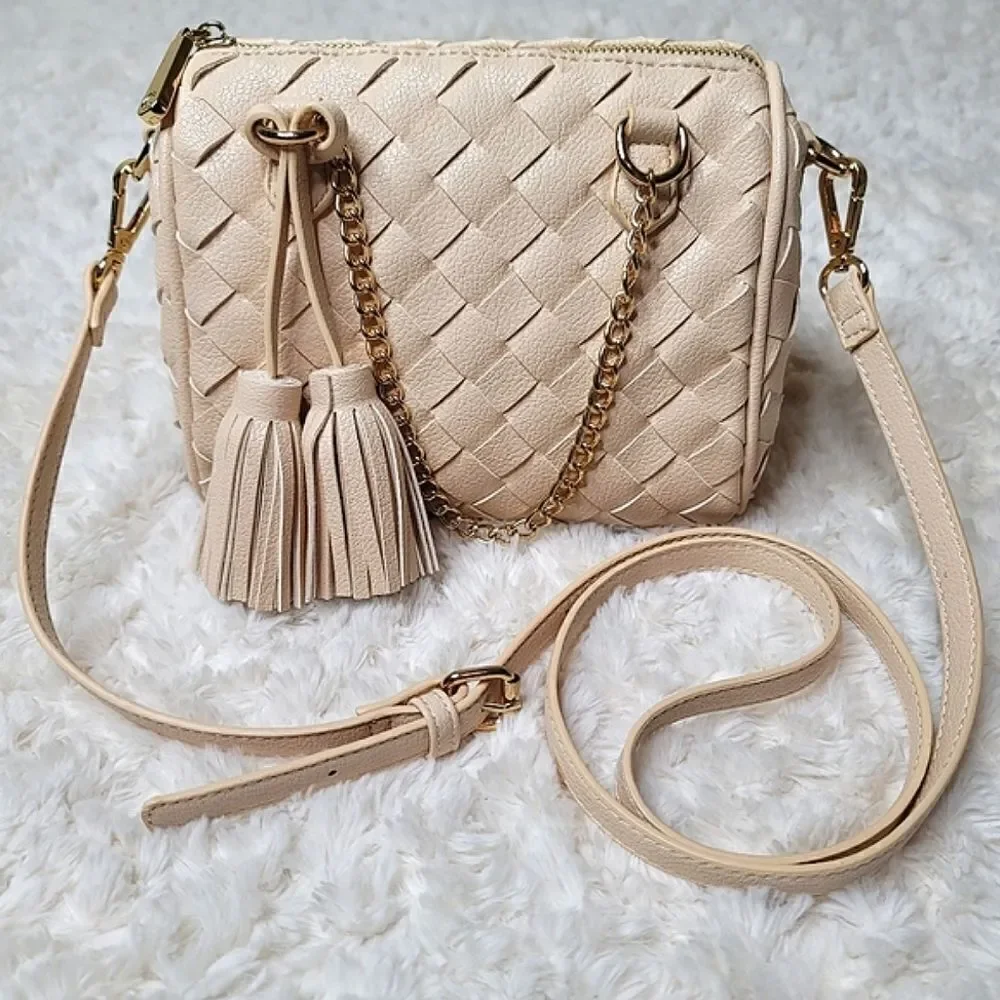 Charming Charlie Beige Woven Crossbody Bag with Gold Chain and Tassel